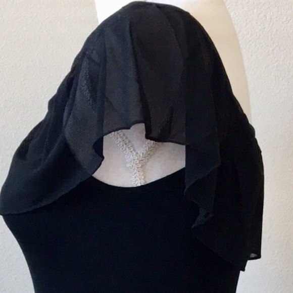 BLACK TULA SEAMLESS STRETCH TOP - Picture 7 of 10